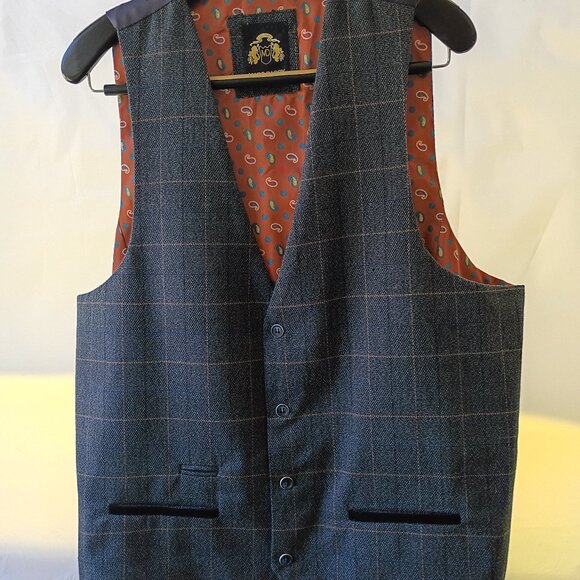 Marc Darcy London Button Front Vest - Picture 1 of 10